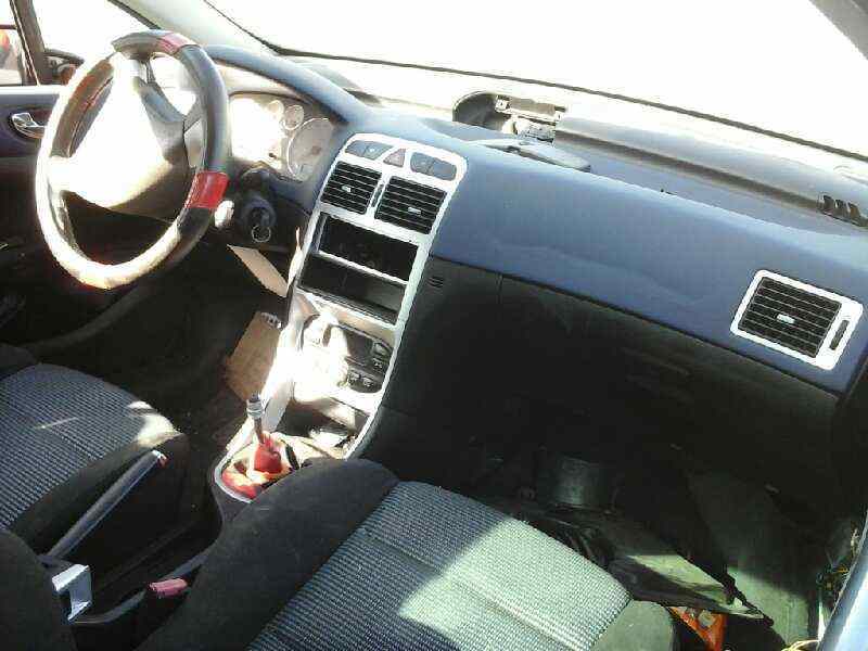 Dashboard PEUGEOT 307 CC (3B) 2.0 16V 821165 BParts