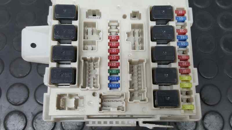 Fuse Box Nissan Pathfinder Iii R51 2 5 Dci 284b6eb30c B Parts