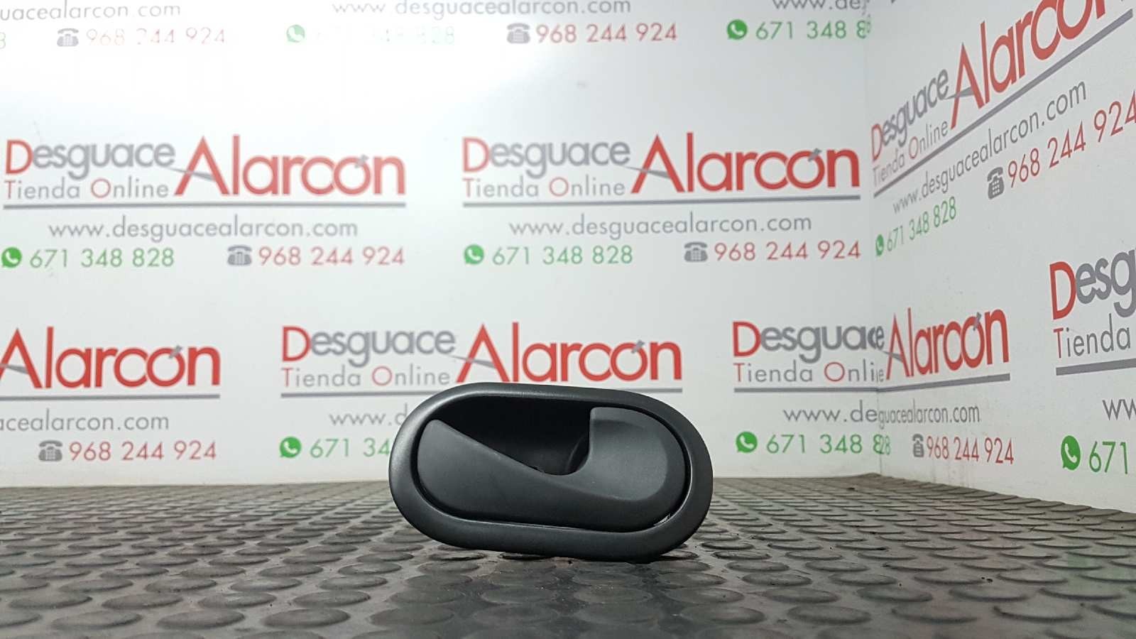 Poignée Intérieure Avant Droite Renault Twingo Kangoo - NEUVE - Marque Starkit Performance