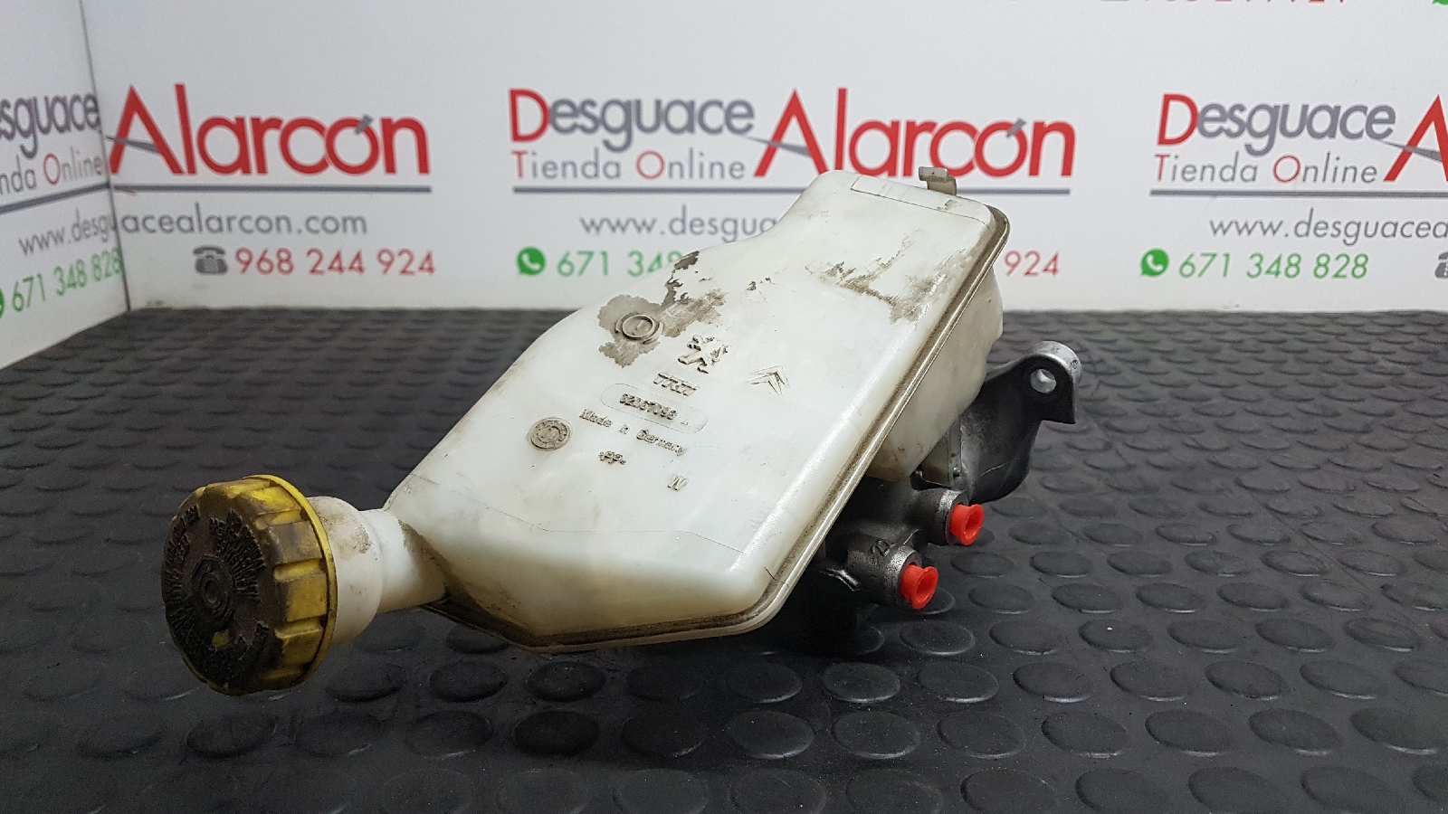 Brake master cylinder PEUGEOT 207 (WA_, WC_) 2730349 | B-Parts