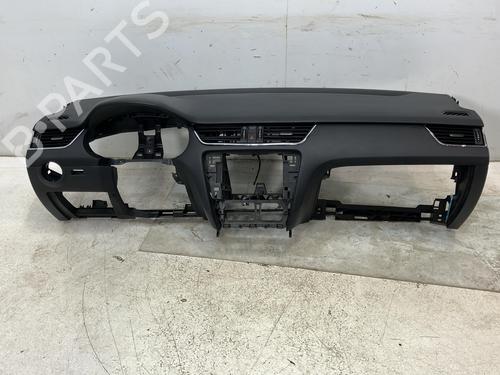 Used Dashboard Dashboard SKODA OCTAVIA III (5E3, NL3, NR3) 1.6 TDI (110 hp) 40292739 40292739