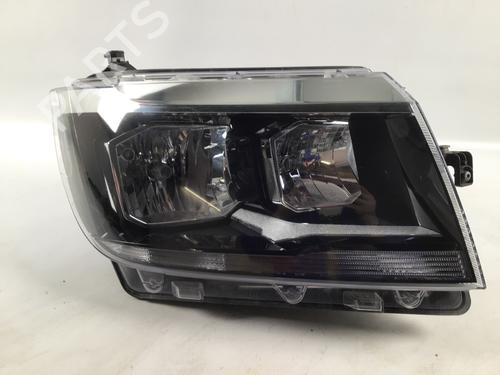 Used Right headlight Right headlight VW CRAFTER Platform/Chassis (SZ_) 2.0 TDI FWD (SZB, SZC, SZH, SZI, SZJ, SZK, SZO, SZP, SZS... (102 hp) 33304095 33304095