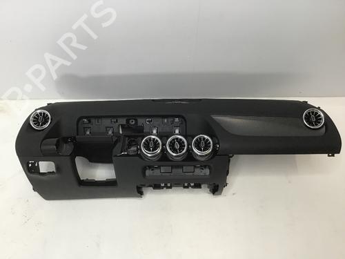 Instrumentbord MERCEDES-BENZ GLA (H247) GLA 200 4-matic (247.788) (163 hp) 26721875