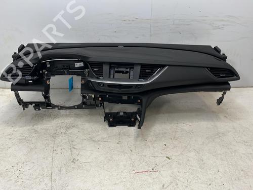 Used Dashboard Dashboard OPEL INSIGNIA B Sports Tourer (Z18) 1.6 CDTi (35) (136 hp) 35778441 35778441