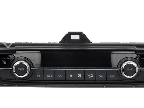 Used Climate control Climate control 38754297 38754297