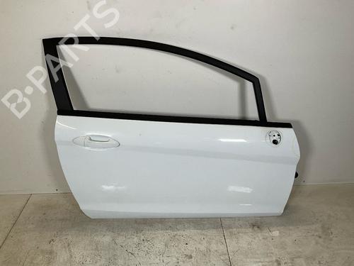 Used Right front door FORD FIESTA VI (CB1, CCN) 1.5 TDCi (75 hp) 18106792