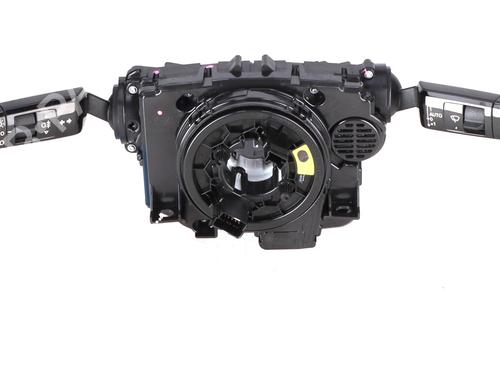 Used Switch Switch PEUGEOT 3008 II SUV (MC_, MR_, MJ_, M4_) 1.2 Hybrid 136 (MRHPYE) (136 hp) 39928376 39928376