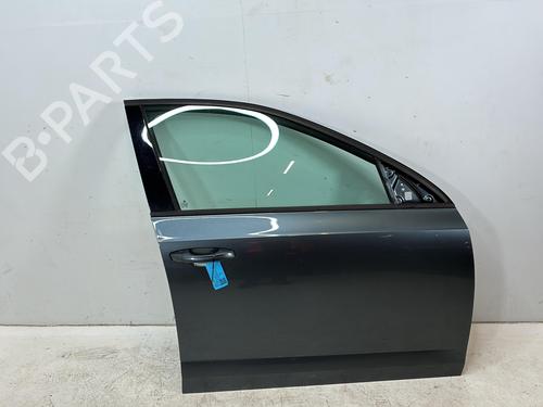 Used Right front door Right front door 37400983 37400983