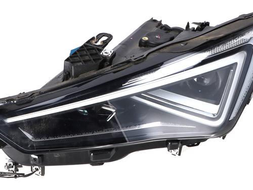 Lyskaster venstre Lyskaster venstre CUPRA FORMENTOR (KM7, KMP) 2.5 VZ5 4Drive (390 hp) 39922315 39922315