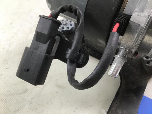 Vacuum pump BMW 5 (G30, F90) 530 e Plug-in-Hybrid | BP5268904M80