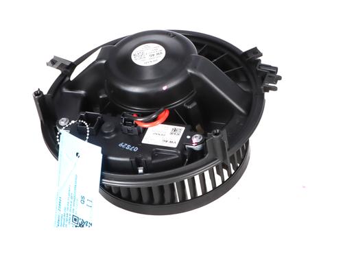 Heater blower motor VW PASSAT B8 (3G2, CB2) 2.0 TDI | BP35931257M62 - Image 2
