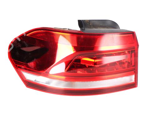 Venstre baglygte Venstre baglygte VW TOURAN (5T1) 2.0 TDI (150 hp) 34196823 34196823