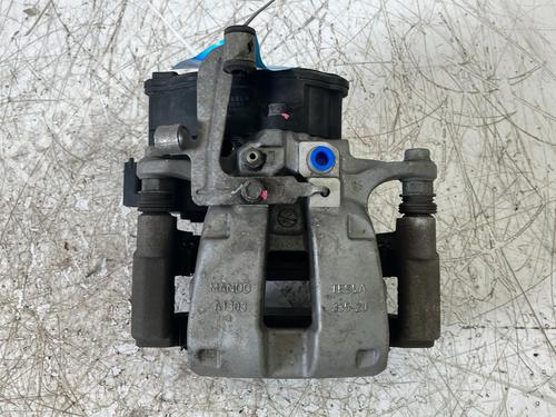 Left rear brake caliper TESLA MODEL Y (5YJY) Long Range All-wheel Drive | BP39923323M107 - Image 3