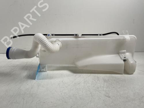 Used Windscreen washer tank Windscreen washer tank PEUGEOT EXPERT Van (V_) E-EXPERT HYDROGEN (136 hp) 39924831 39924831