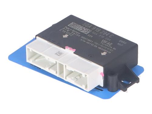 Elektronisk modul AUDI A3 Limousine (8VS, 8VM) 2.0 TDI (143 hp) 23549734