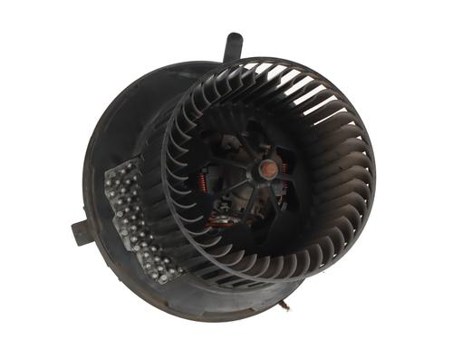 Used Heater blower motor VW GOLF VI (5K1) 1.4 (80 hp) 16070585