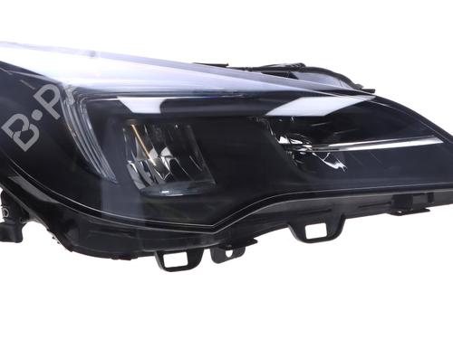 Used Right headlight Right headlight OPEL ASTRA K Sports Tourer (B16) 1.2 Turbo (35) (131 hp) 40496560 40496560