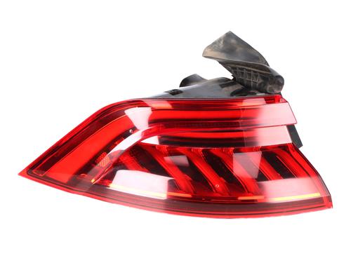 Used Left taillight AUDI Q8 (4MN, 4MT) 55 TFSI e quattro (381 hp) 32172845