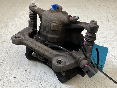 Right front brake caliper VW PASSAT B8 Variant (3G5, CB5) 2.0 TDI | BP38600380M104 - Image 3