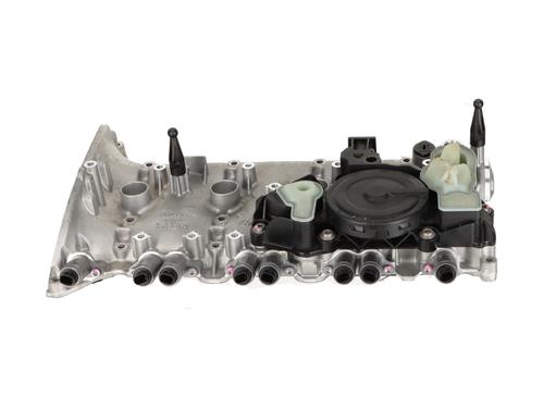 Used Valve cover VW ARTEON (3H7, 3H8) 2.0 TSi 4motion (272 hp) 28975010