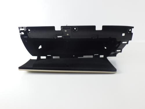 glove-box-tesla-model-s-5yjs-85d-awd-tesla-1023228-06-f-1035104-00-a-2012-7804261 main image