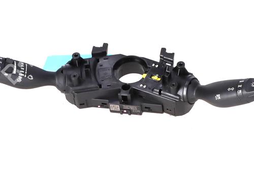 switch-hyundai-santa-fe-iv-tm-tma-2018-39924553 main image