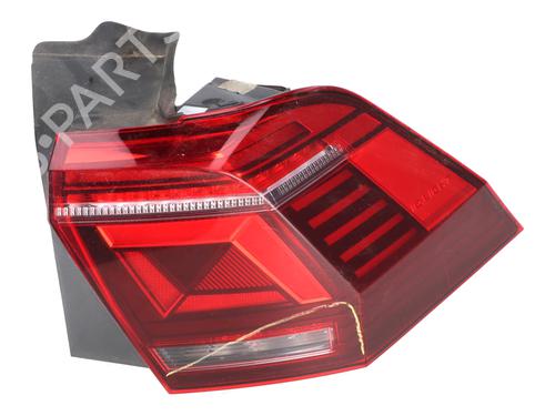 Used Right taillight VW TIGUAN (AD1, AX1) 2.0 TSI 4motion (190 hp) 32084356