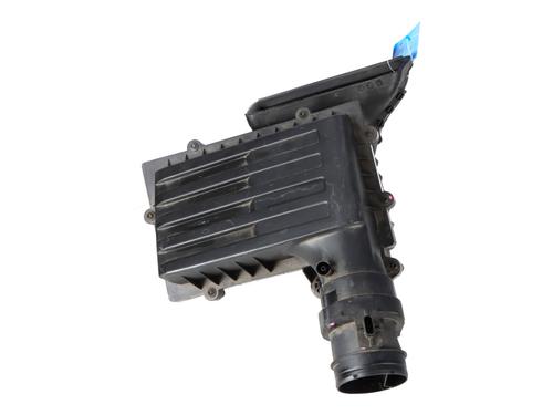 Used Air filter box VW PASSAT B8 Variant (3G5, CB5) 2.0 TDI 4motion (190 hp) 32231360