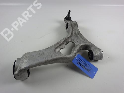 Used Right front suspension arm VW TOUAREG (7P5, 7P6) 3.0 V6 TDI (204 hp) 3252317