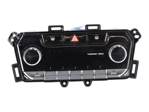 climate-control-ssangyong-tivoli-grand-2021-39918510 main image