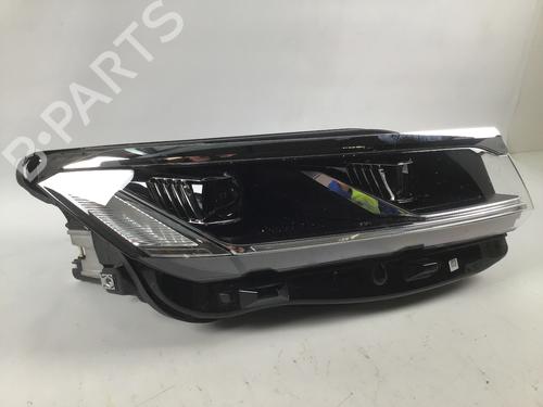Right headlight VW TOUAREG (CR7, RC8) 3.0 TDI 4motion | BP33304104C29 - Image 2