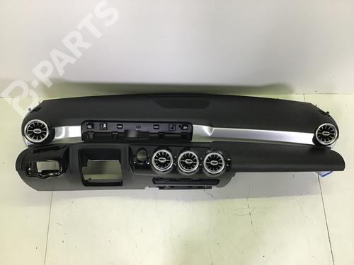 Used Dashboard Dashboard MERCEDES-BENZ A-CLASS (W177) AMG A 35 4-matic (177.051) (306 hp) 10959961 10959961