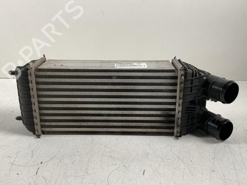 Used Water radiator Water radiator 37817981 37817981