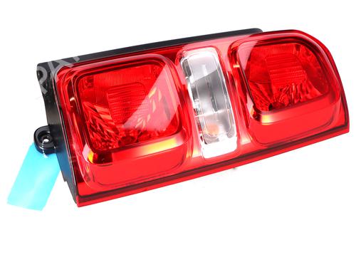 Used Right taillight Right taillight PEUGEOT EXPERT Van (V_) E-EXPERT HYDROGEN (136 hp) 39924824 39924824