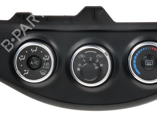 Used Climate control Climate control TOYOTA YARIS (_P13_) 1.5 (NCP131_, NCP131R) (109 hp) 39928770 39928770