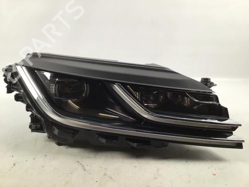 Used Right headlight Right headlight VW ARTEON (3H7, 3H8) 2.0 TSI (190 hp) 33608403 33608403