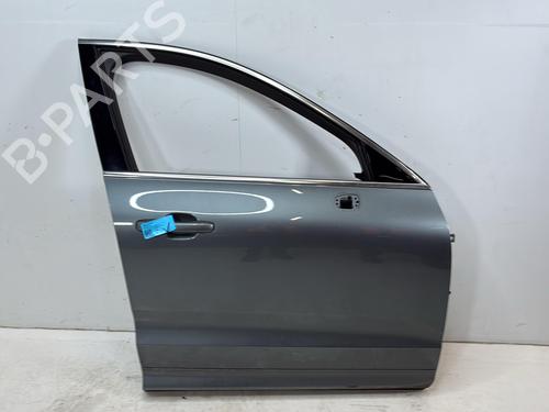 Used Right front door Right front door 37643288 37643288