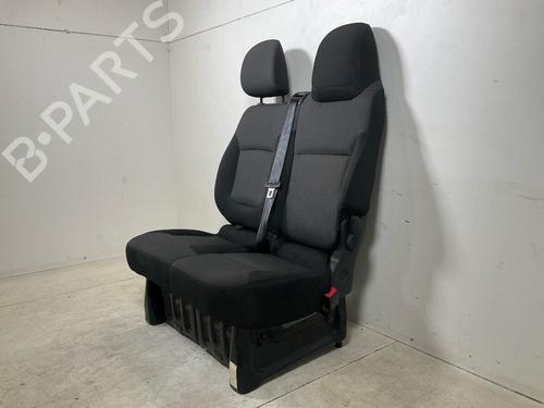 Right front seat RENAULT TRAFIC III Van (FG_) 2.0 dCi 145 (FGML) | BP19673816C16 