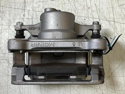 Used Left front brake caliper Left front brake caliper PEUGEOT EXPERT Van (V_) E-EXPERT HYDROGEN (136 hp) 39928012 39928012