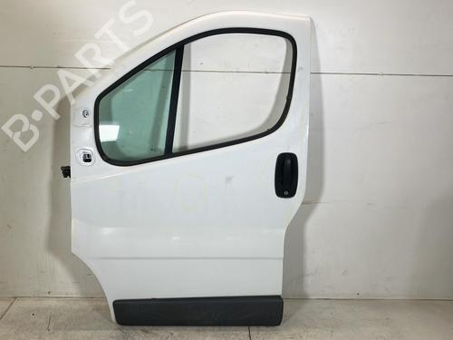Used Left front door OPEL VIVARO A Van (X83) 1.9 DTI (F7) (101 hp) 31755106