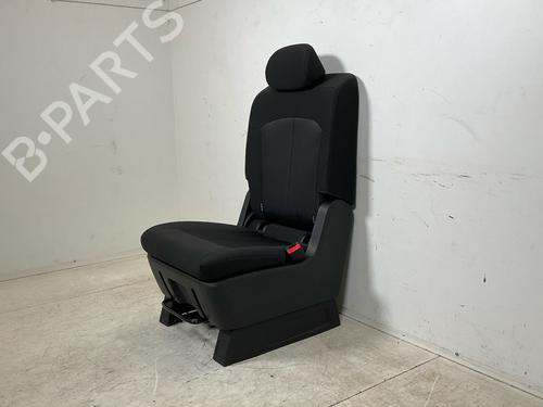 Right front seat HYUNDAI STARIA Bus (US4) 2.2 CRDi (US4W) | BP39918212C16 - Image 2