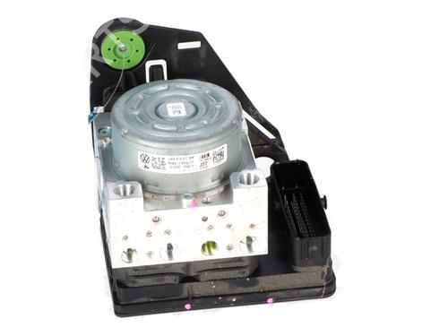 Used ABS pump VW GOLF VIII (CD1, DA1) 1.5 eTSI (150 hp) 32237399
