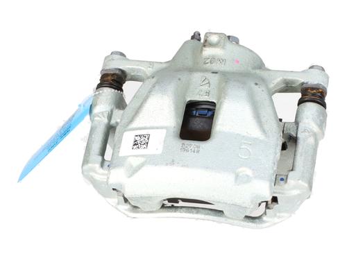 Used Right front brake caliper Right front brake caliper TOYOTA YARIS CROSS (MXP_) 1.5 Hybrid (MXPJ10) (92 hp) 39925542 39925542
