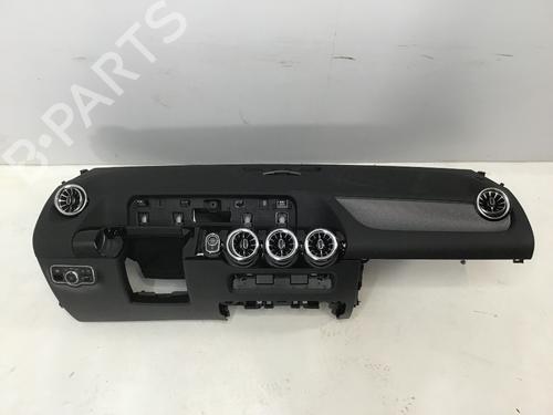 Used Dashboard MERCEDES-BENZ GLA (H247) GLA 200 4-matic (247.788) (163 hp) 27260777
