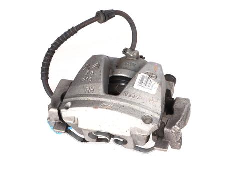 Used Right front brake caliper Right front brake caliper OPEL VIVARO C Van (K0) VIVARO-E HYDROGEN (136 hp) 39923383 39923383