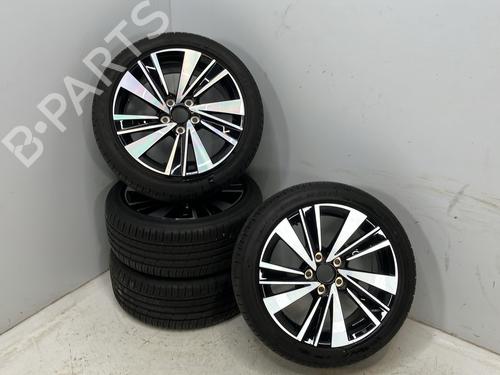 Used Rim Rim TOYOTA COROLLA Estate (_E21_) 1.8 Hybrid (ZWE211) (98 hp) 33792563 33792563