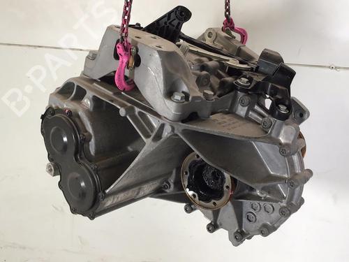 Gearbox VW GOLF VIII (CD1, DA1) 1.5 TSI | BP32425636M3