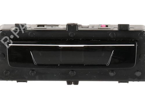 Used Climate control Climate control 38017424 38017424