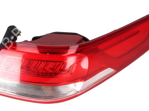 Used Right taillight Right taillight 37488946 37488946