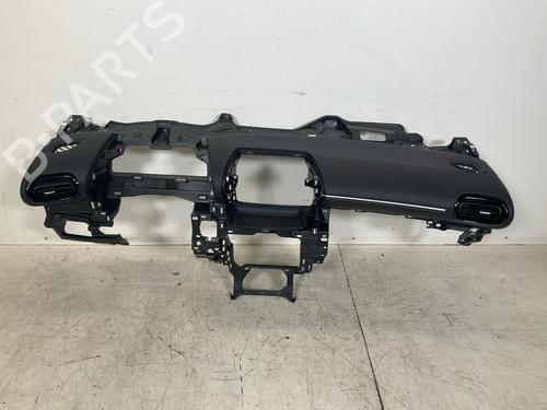Used Dashboard Dashboard TOYOTA YARIS CROSS (MXP_) 1.5 Hybrid (MXPJ10) (92 hp) 39918243 39918243
